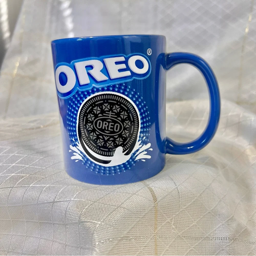 2 NEW Blue Oreo Coffee Mugs
